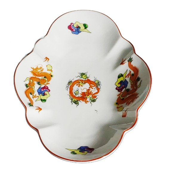 Exquisite Vintage Japanese Dragon Ware Trinket Dish in Radiant Red - Picture 5 of 7